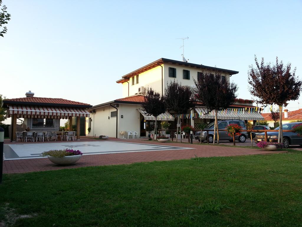 Terzo Bacino Panzió San Michele al Tagliamento Kültér fotó